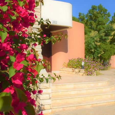 One To One Hotel & Resort Ain Al Faida Al Ajn Exteriér fotografie
