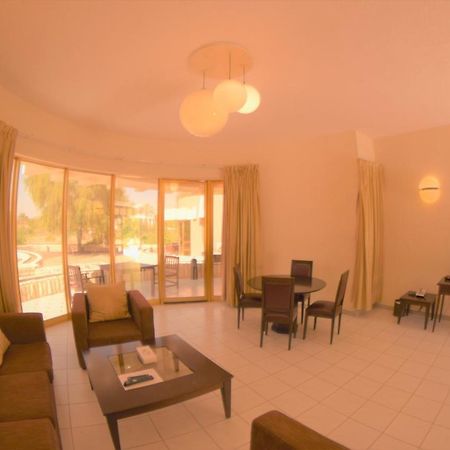 One To One Hotel & Resort Ain Al Faida Al Ajn Exteriér fotografie