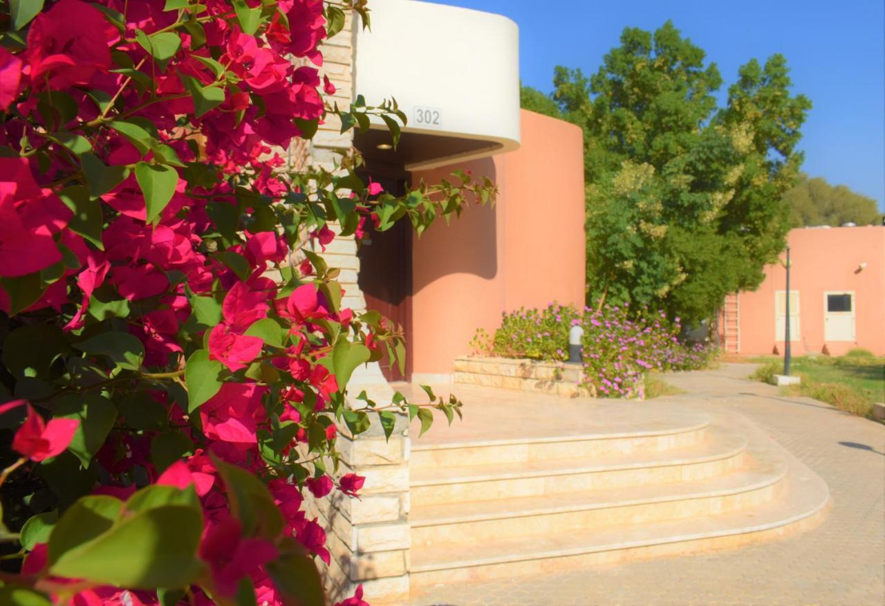 One To One Hotel & Resort Ain Al Faida Al Ajn Exteriér fotografie