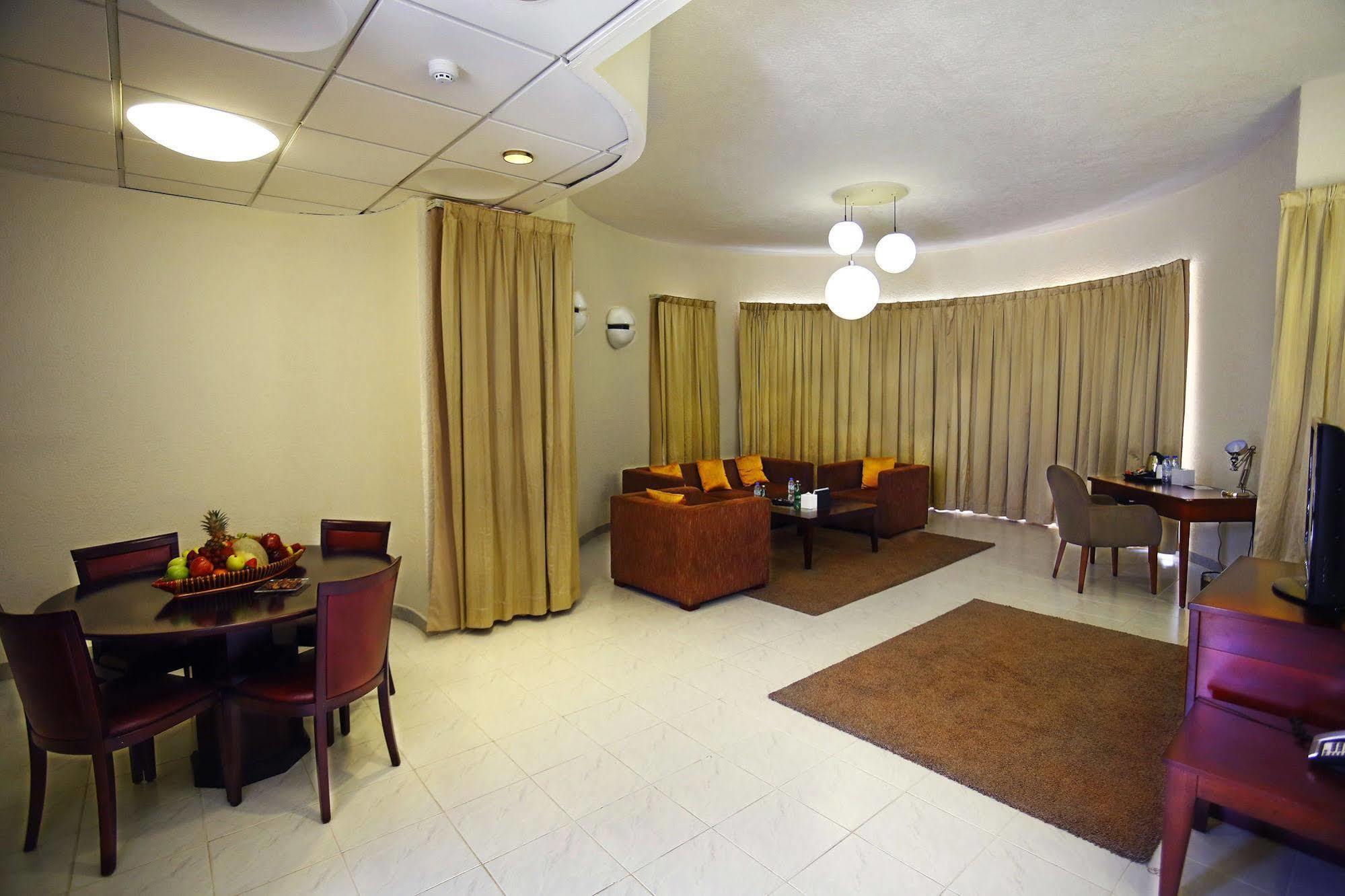 One To One Hotel & Resort Ain Al Faida Al Ajn Exteriér fotografie