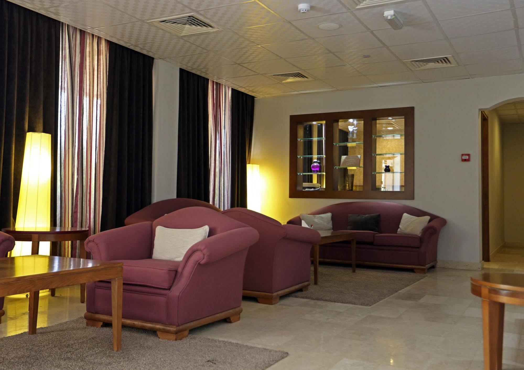One To One Hotel & Resort Ain Al Faida Al Ajn Exteriér fotografie